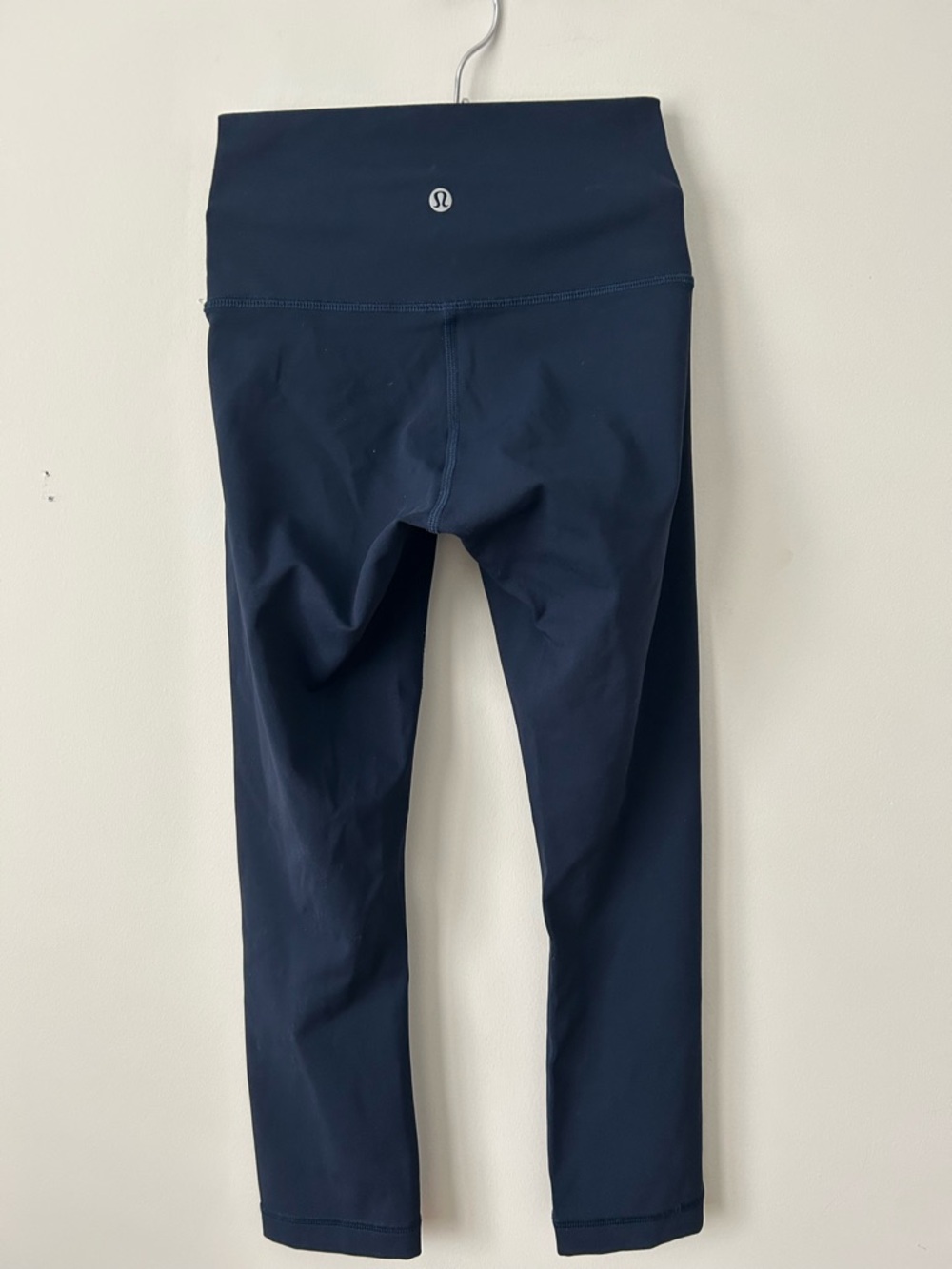 lululemon athletica Navy Cropped Wunder Under Leggings